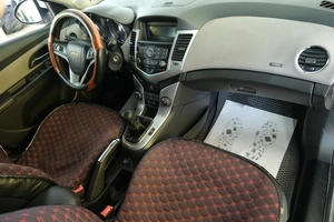 Седан Chevrolet Cruze 2012 года, 889000 рублей, Омск