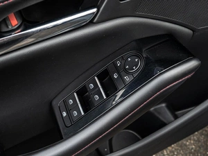 Седан Mazda 3 2022 года, 2340000 рублей, Краснодар