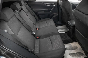 Внедорожник Toyota RAV4 2021 года, 3599000 рублей, Барнаул