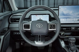 Внедорожник Toyota RAV4 2026 года, 4100000 рублей, Красноярск