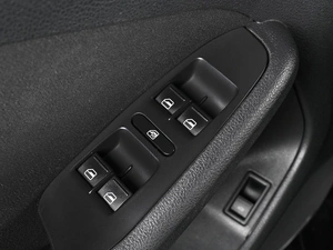 Седан Volkswagen Jetta 2013 года, 975000 рублей, Ростов-на-Дону