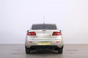 Седан Mazda 3 2004 года, 699000 рублей, Омск