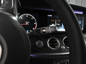 Седан Mercedes-benz E-класс 2018 года, 3125000 рублей, Ставрополь