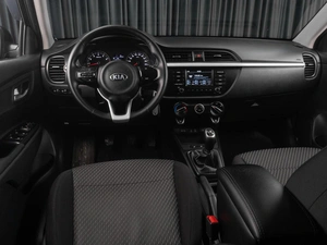Седан Kia Rio 2017 года, 1299000 рублей, Тюмень