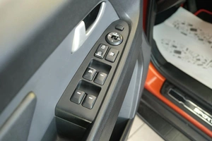 Внедорожник Kia Sportage 2013 года, 1489000 рублей, Омск