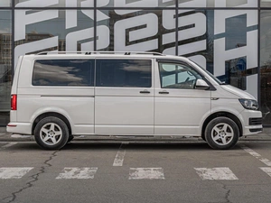Минивэн Volkswagen Transporter 2018 года, 2799000 рублей, Краснодар