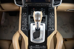 Внедорожник Porsche Cayenne 2011 года, 2249000 рублей, Пермь