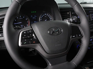 Седан Hyundai Elantra 2017 года, 1629000 рублей, Минеральные Воды