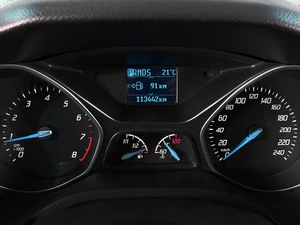 Седан Ford Focus 2013 года, 860000 рублей, Аксай