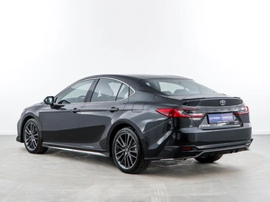 Седан Toyota Camry 2025 года, 4398999 рублей, Москва