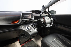 Минивэн Toyota Sienta 2020 года, 1899000 рублей, Новосибирск