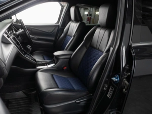 Внедорожник Toyota Harrier 2019 года, 3079000 рублей, Тюмень