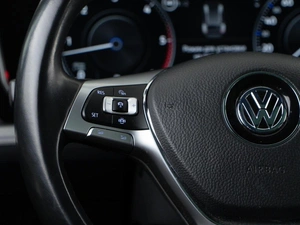 Внедорожник Volkswagen Touareg 2019 года, 5250050 рублей, Москва