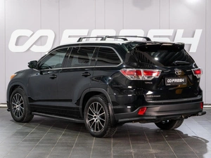 Внедорожник Toyota Highlander 2015 года, 2990000 рублей, Сургут