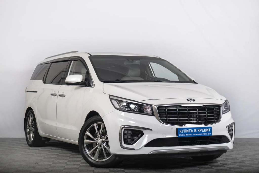 Минивэн Kia Carnival 2019 года, 2949000 рублей, Томск