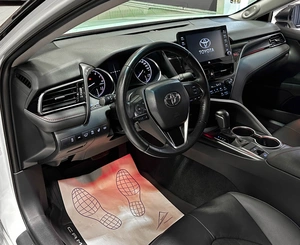 Седан Toyota Camry 2021 года, 3297000 рублей, Красноярск