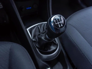 Седан Hyundai Solaris 2013 года, 819000 рублей, Саратов