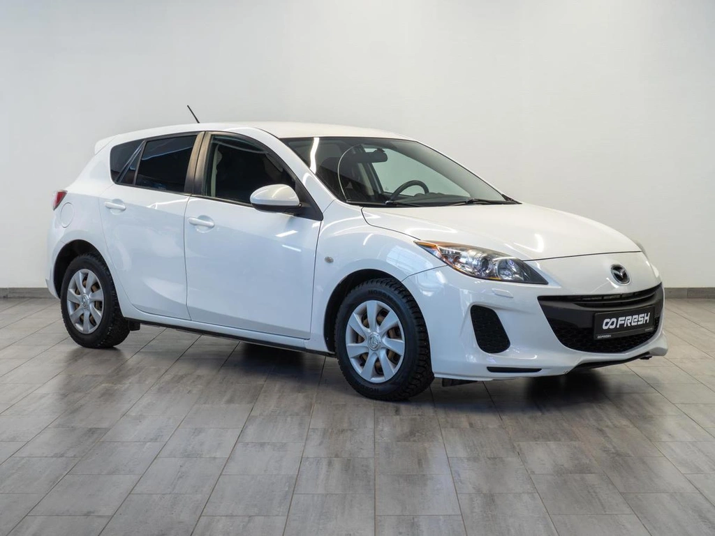 Хетчбэк Mazda 3 2013 года, 939000 рублей, Саратов