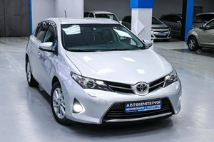 Хетчбэк Toyota Auris 2013 года, 1248000 рублей, Солонцы