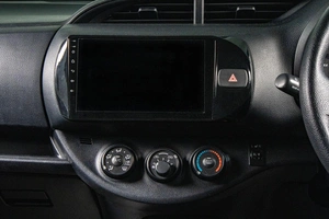 Хетчбэк Toyota Vitz 2019 года, 1169000 рублей, Сургут