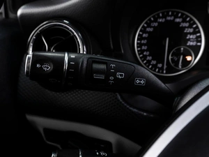 Хетчбэк Mercedes-benz A-класс 2013 года, 1489000 рублей, Тюмень