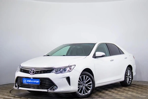 Седан Toyota Camry 2016 года, 2159000 рублей, Пермь
