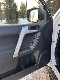 Внедорожник Toyota Land Cruiser Prado 2017 года, 5297000 рублей, Красноярск