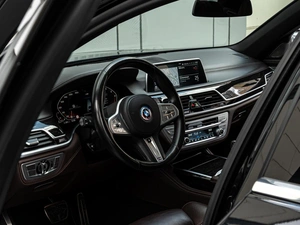 Седан BMW 7 серия 2020 года, 5799000 рублей, Краснодар