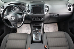 Внедорожник Volkswagen Tiguan 2012 года, 1499000 рублей, Оренбург