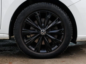 Лифтбек Volkswagen Polo 2020 года, 1999000 рублей, Большой Сочи