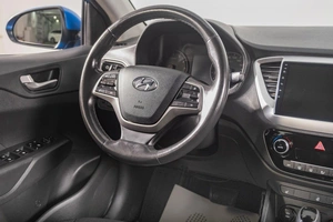 Седан Hyundai Solaris 2019 года, 1359000 рублей, Томск