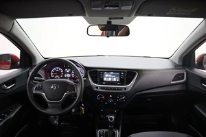 Седан Hyundai Solaris 2018 года, 1300000 рублей, Брянск
