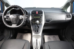 Хетчбэк Toyota Auris 2012 года, 1089000 рублей, Новосибирск