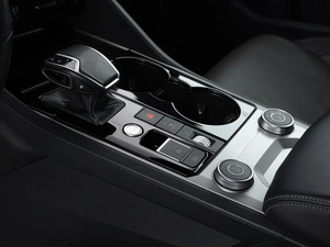 Внедорожник Volkswagen Touareg 2023 года, 8149077 рублей, Москва