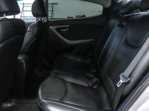 Седан Hyundai Avante 2010 года, 850000 рублей, Красноярск