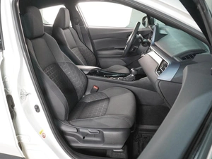 Внедорожник Toyota C-HR 2020 года, 2749000 рублей, Воронеж