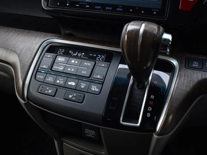 Минивэн Honda Stepwgn 2015 года, 1450000 рублей, Краснодар