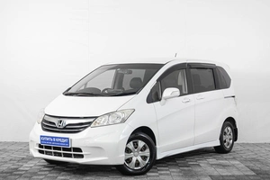 Минивэн Honda Freed 2014 года, 1199000 рублей, Кемерово