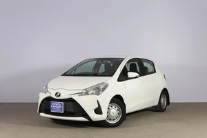 Хетчбэк Toyota Vitz 2019 года, 1129000 рублей, Новосибирск