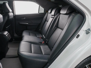 Седан Toyota Camry 2017 года, 2429000 рублей, Сургут
