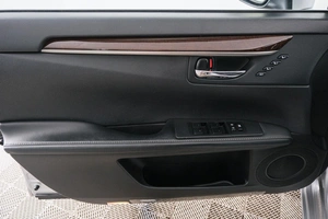 Седан Lexus ES 2014 года, 2269000 рублей, Красноярск