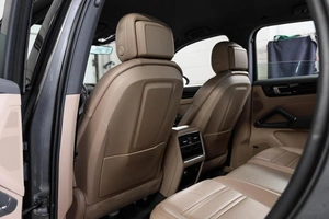 Внедорожник Porsche Cayenne 2021 года, 9299000 рублей, Ульяновск