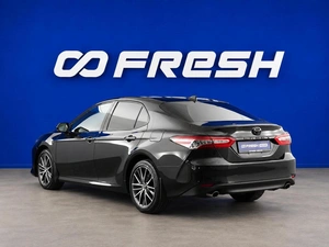 Седан Toyota Camry 2023 года, 3999050 рублей, Москва