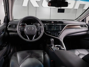 Седан Toyota Camry 2020 года, 2809000 рублей, Тюмень