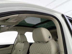 Внедорожник Bentley Bentayga 2020 года, 19398888 рублей, Москва