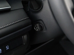 Седан Toyota Camry 2025 года, 4398999 рублей, Москва