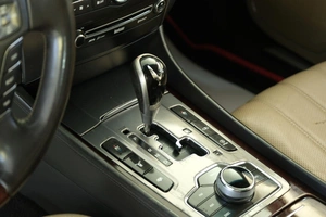 Седан Hyundai Equus 2011 года, 1299000 рублей, Омск