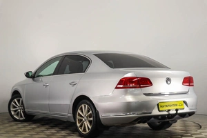 Седан Volkswagen Passat 2012 года, 959000 рублей, Пермь