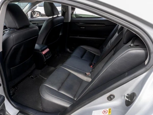 Седан Lexus ES 2013 года, 2299000 рублей, Саратов