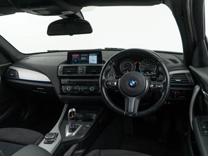Хетчбэк BMW 1 серия 2015 года, 1495055 рублей, Москва